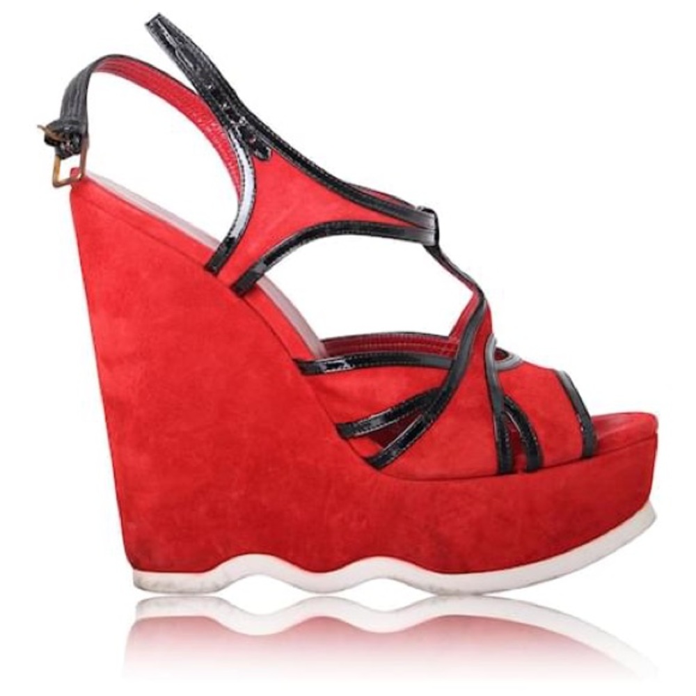 Red Platform/wedges size 37,5